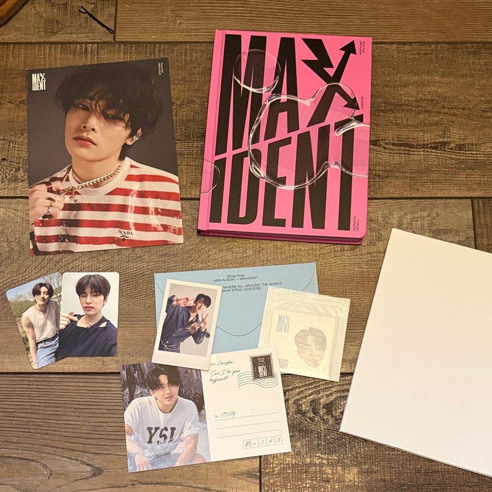 Stray kids MAXIDENT Album Set